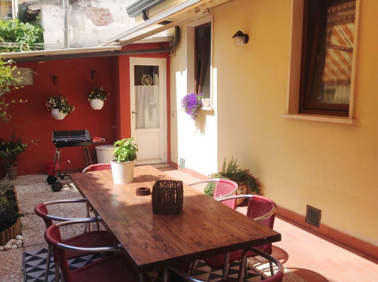 Вілла Casa Mario Dei Pini В'яреджо Екстер'єр фото